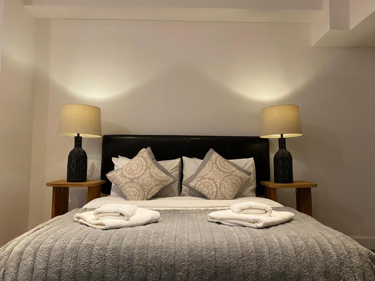 Studio Suite F3