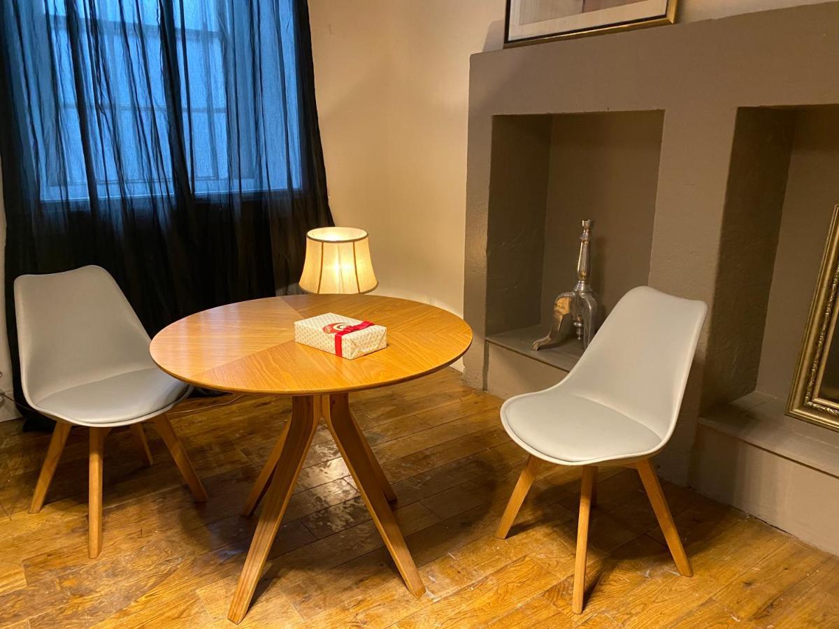 Studio Suite F3