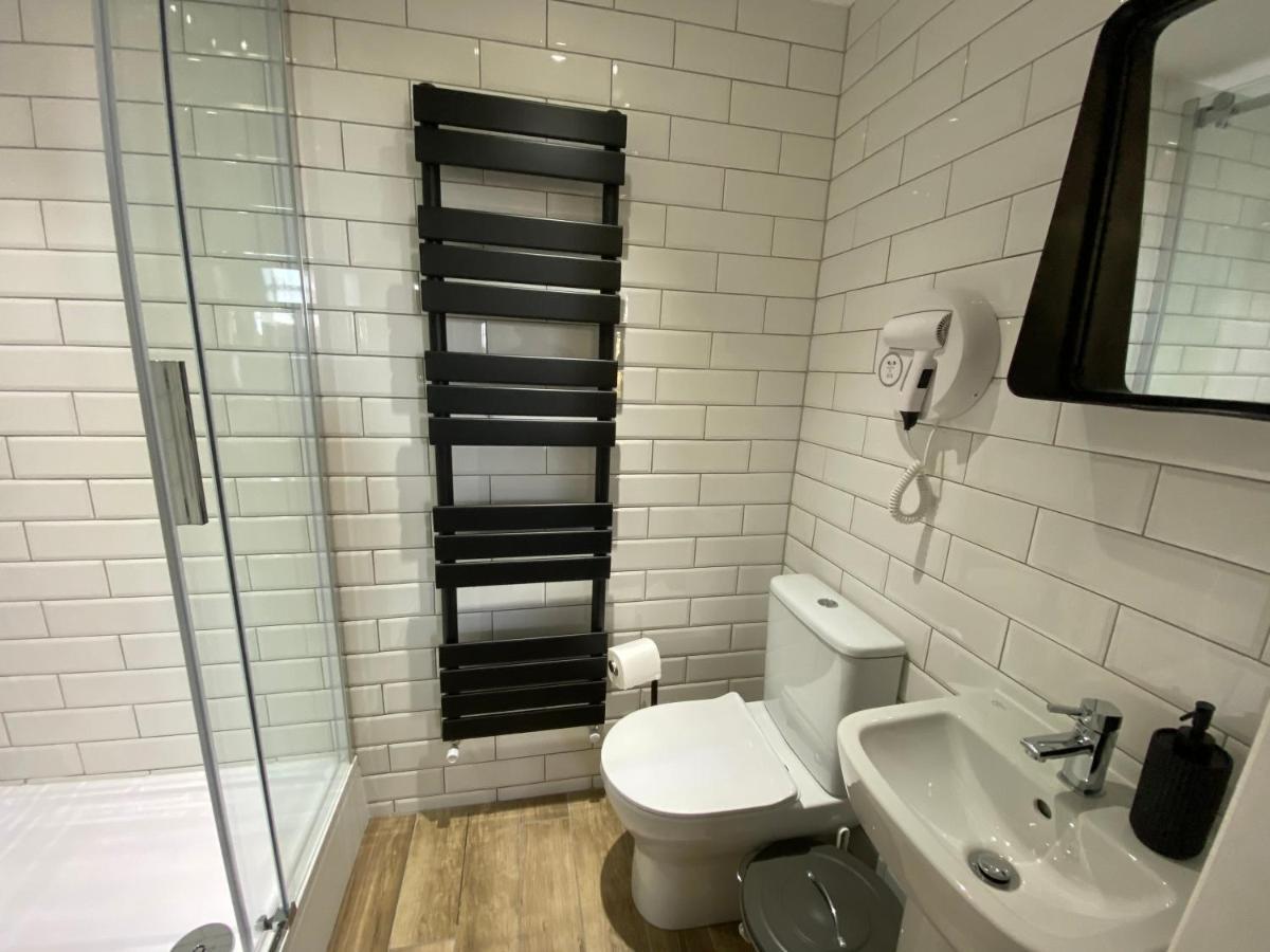 Studio Suite F3